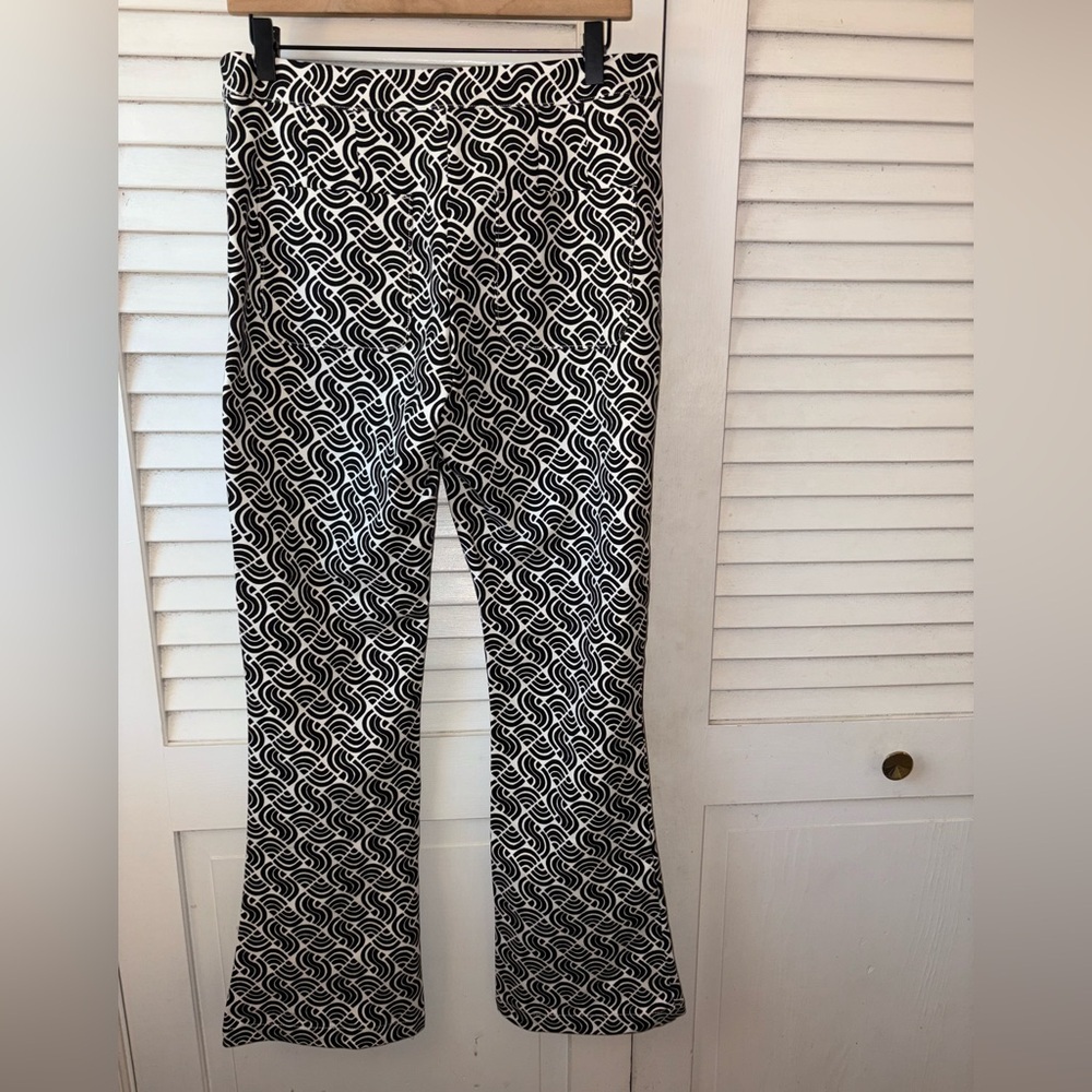 Maeve by Anthropologie Black White Geometric Flare Pants Size 12 - Picture 5 of 8